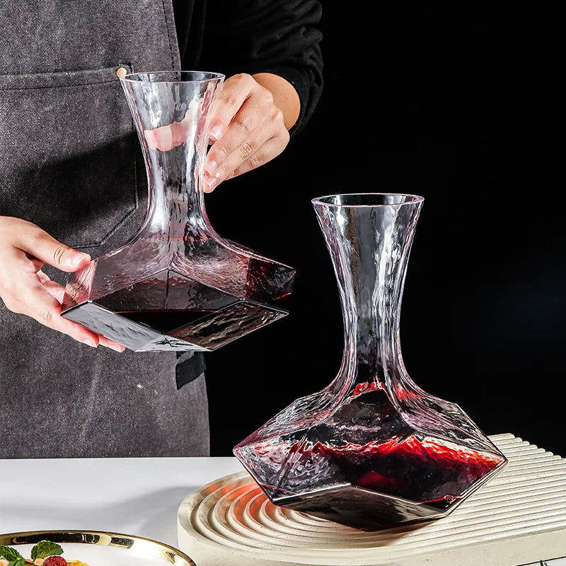 Irregular Crystal Glass Wine Decanter – Elevate Your Wine Experience in Style!