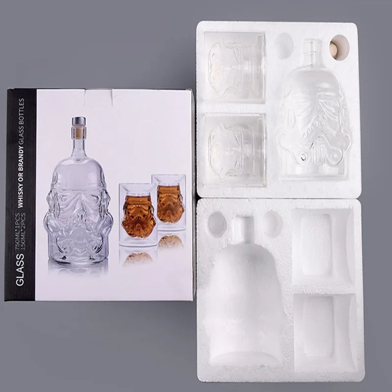 Storm Trooper Whiskey Decanter & Glass Set – The Ultimate Gift for Star Wars Fans!