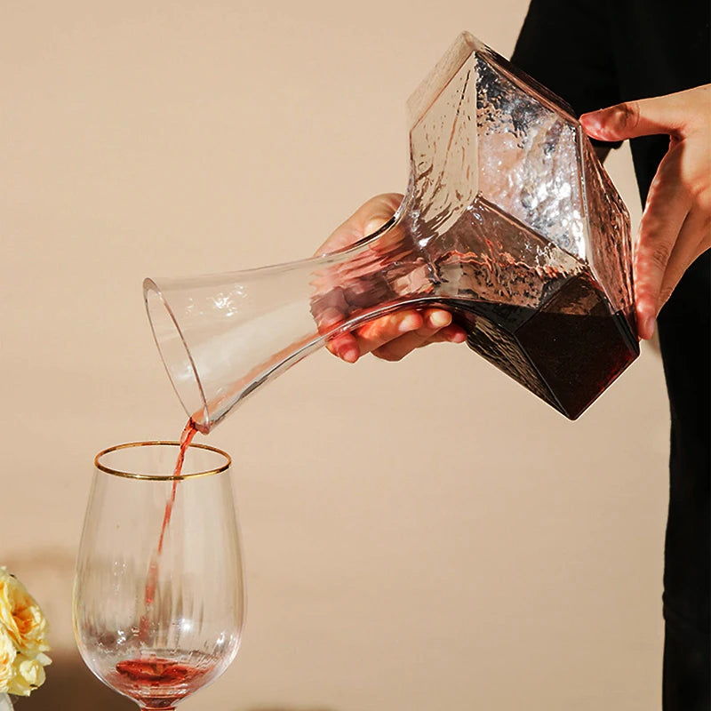Irregular Crystal Glass Wine Decanter – Elevate Your Wine Experience in Style!