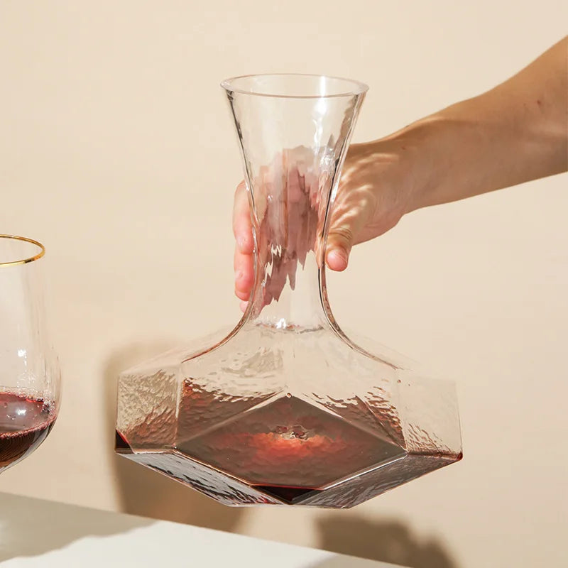 Irregular Crystal Glass Wine Decanter – Elevate Your Wine Experience in Style!