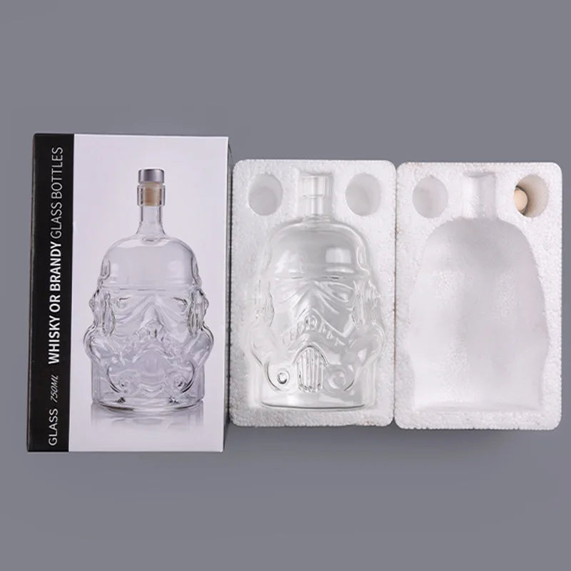 Storm Trooper Whiskey Decanter & Glass Set – The Ultimate Gift for Star Wars Fans!