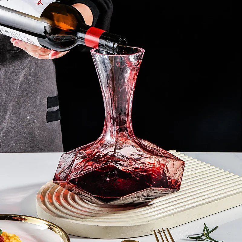 Irregular Crystal Glass Wine Decanter – Elevate Your Wine Experience in Style!