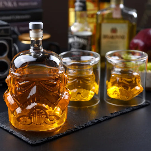 Storm Trooper Whiskey Decanter & Glass Set – The Ultimate Gift for Star Wars Fans!